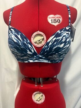 smart & sexy Navy Blue and White Patterned Bikini Top